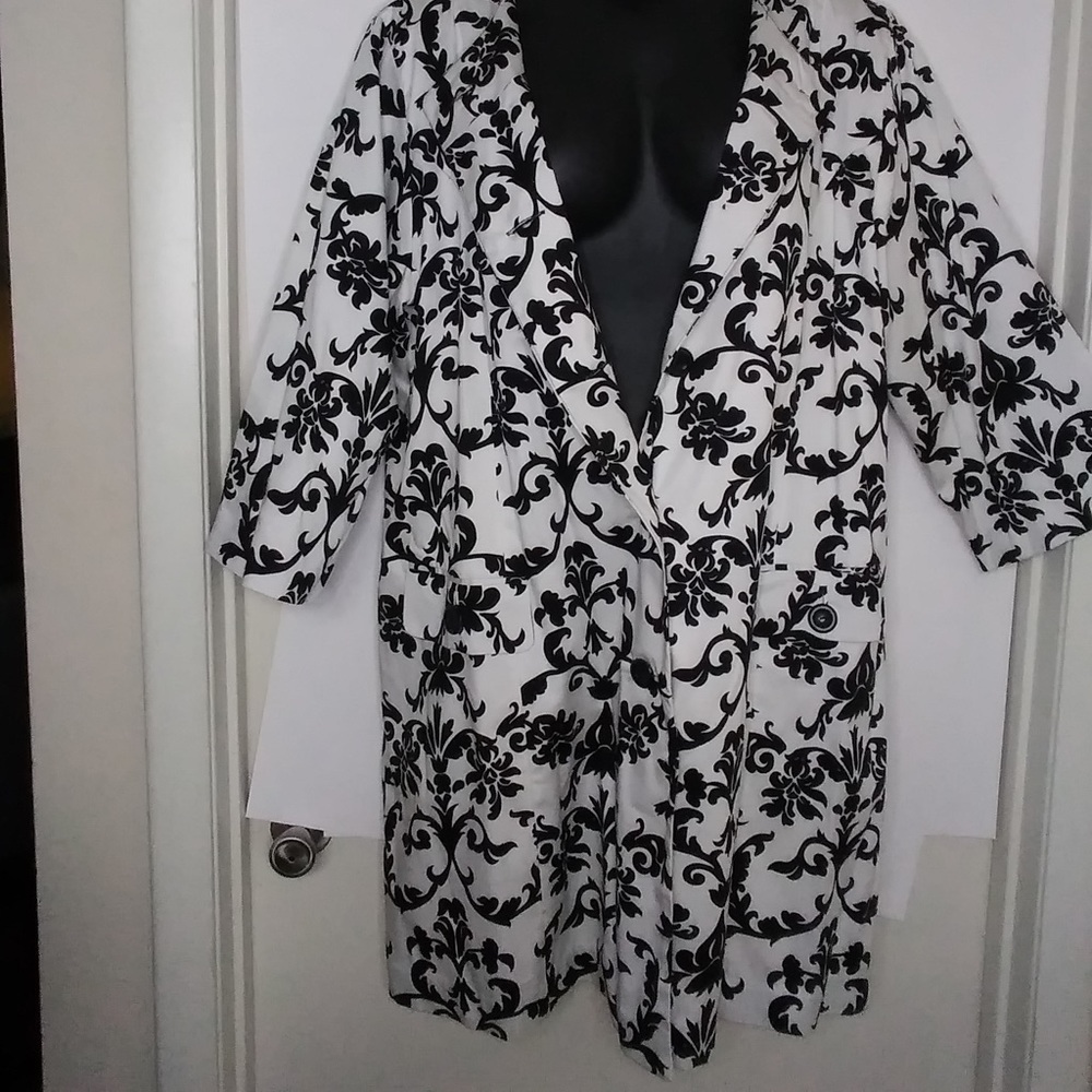 NWT Ashley Stewart Black/White Lined Jacket Sz 24W - Picture 3 of 4